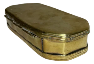 Share Rare Antique 18th Century Hand Tooled Engraved Brass Dutch Figural Snuff Box