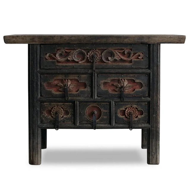 A remarkable piece of furniture dating back to around 1880 and hails from the central Chinese province of Shaanxi....