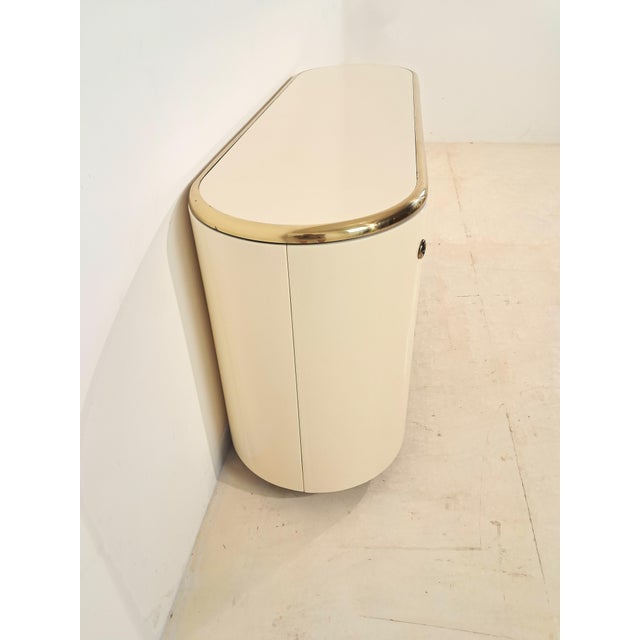 Mid-Century Modern Modern Chest of Drawers attributed to Cattadori, 1970s For Sale - Image 3 of 11
