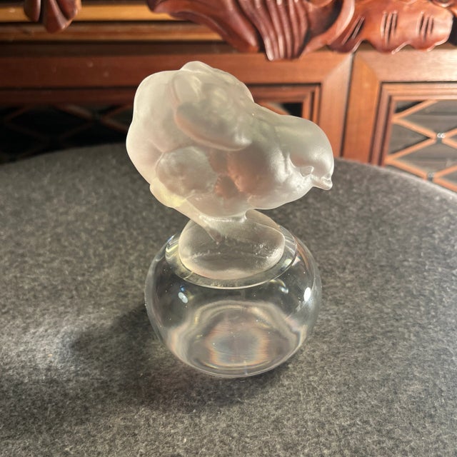 Cristalleries De Sevres Vintage Cristal Sevres Frosted Glass Baby Chick Paperweight For Sale - Image 4 of 11