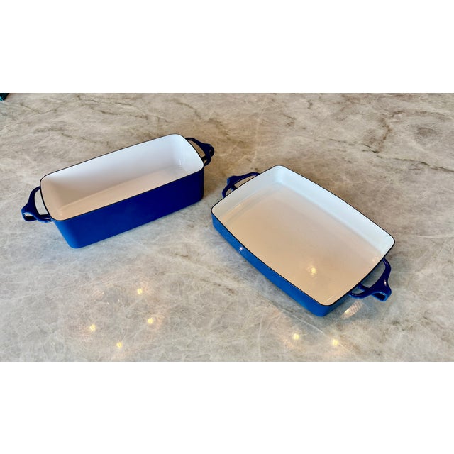 Always classic. Always functional. Great oven to table. In cobalt blue. The flat rectangular measures 14" x 8" x 1.75"high...