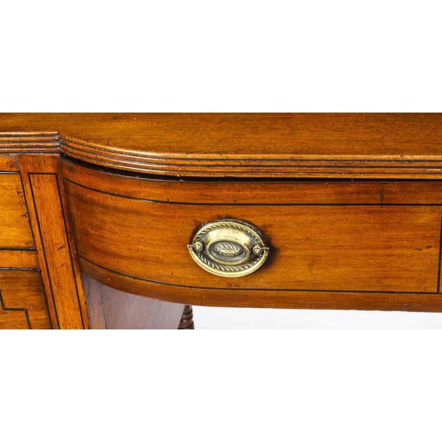 George III Mahogany Inlaid Sideboard, 18th Century For Sale - Image 10 of 18