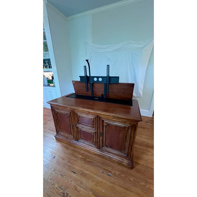 Sligh Larado Electric Tv Lift Cabinet For Sale - Image 9 of 13