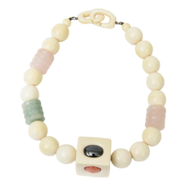 Vintage Collar Necklace With Jade, Coral, Pink Quartz, Amethyst, Malachite and Hematite, 1960's For Sale