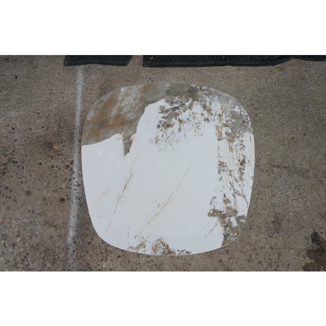Late 20th Century Lerin Ceramic Faux Marble Modern Contemporary End Table 26" For Sale - Image 4 of 15