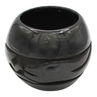 Circa 1980s-90s Howard Naranjo Blackware Pottery Low Vase or Bowl For Sale
