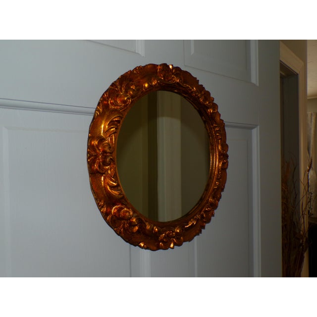 Vintage Italian Florentine Gilded Gesso Round Mirror Fleur De Lis For Sale In Boston - Image 6 of 11