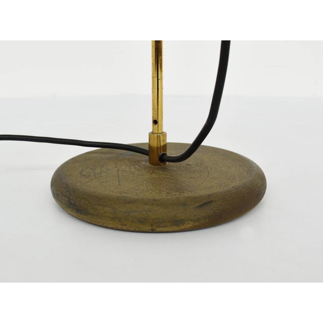 Alogena 626 Floor Lamp with Gilt Stem and Olive Lampshade by Joe Colombo for Oluce, Italy, 1970s For Sale - Image 6 of 8