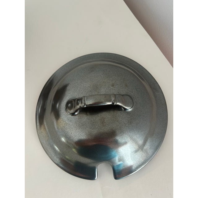 1990s Juliska Stoneware Brushed Pewter Soup Tureen. Discontinued. For Sale - Image 4 of 4