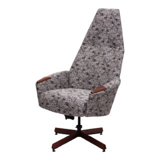 Adrian Pearsall Craft Associates Chair Tall Lounge Chair Walnut Tilt Swivel Model 2174c For Sale