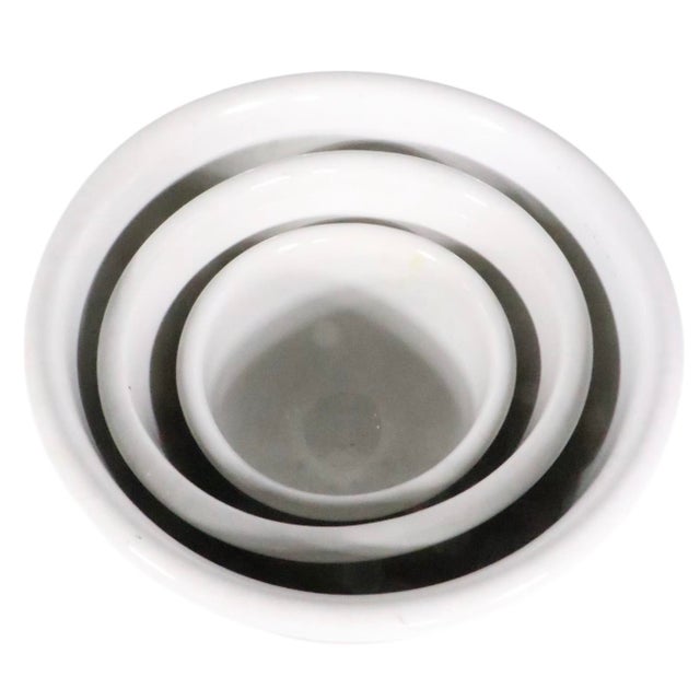 Mid 20th Century Nest of Three Bennington Potters Mixing Bowls Design Attributed to David Gil C. 1970's For Sale - Image 5 of 18