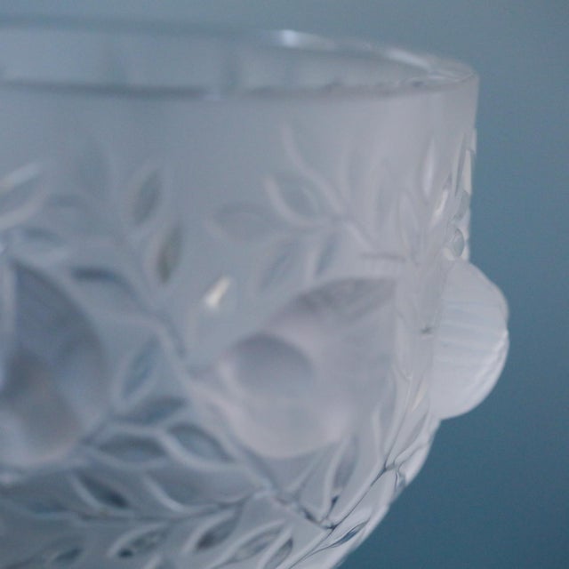 1970s Signed Lalique France Elizabeth Frosted Crystal Vase For Sale In Las Vegas - Image 6 of 11