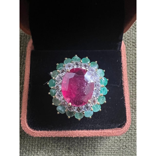 Early 21st Century Bochic "Orient" Vintage Emerald, Ruby & Diamond Ring Set In 18K Gold & Silver For Sale - Image 5 of 18