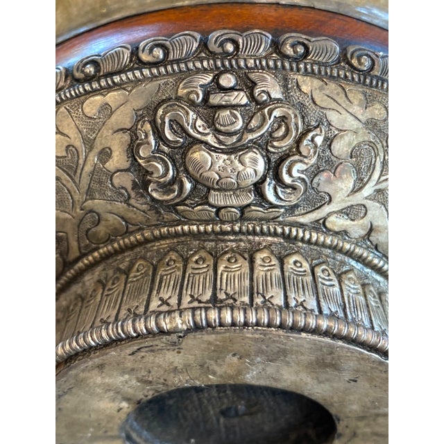 Antique Tibetan Silver & Wood Jha Pho Tsampa Bowl – Buddhist Auspicious Decor For Sale In San Francisco - Image 6 of 15