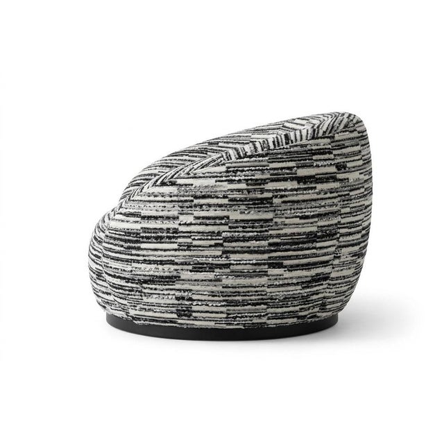 Contemporary Tregua Swivel Chair by Moanne For Sale - Image 3 of 7