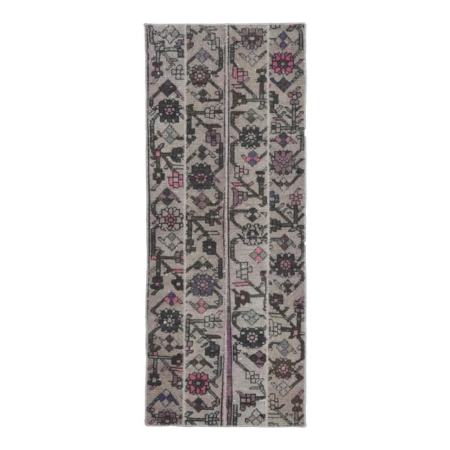 1970s Vintage Turkish Runner Rug - Neutral Beige & Floral Anatolian Small Runner - Handwoven Low-Pile Entryway Accent Rug For Sale