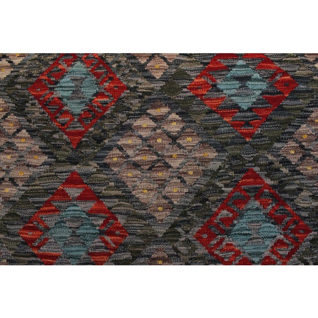 Early 21st Century Southwestern Kilim Charcoal Green Wool Rug For Sale In New York - Image 6 of 8