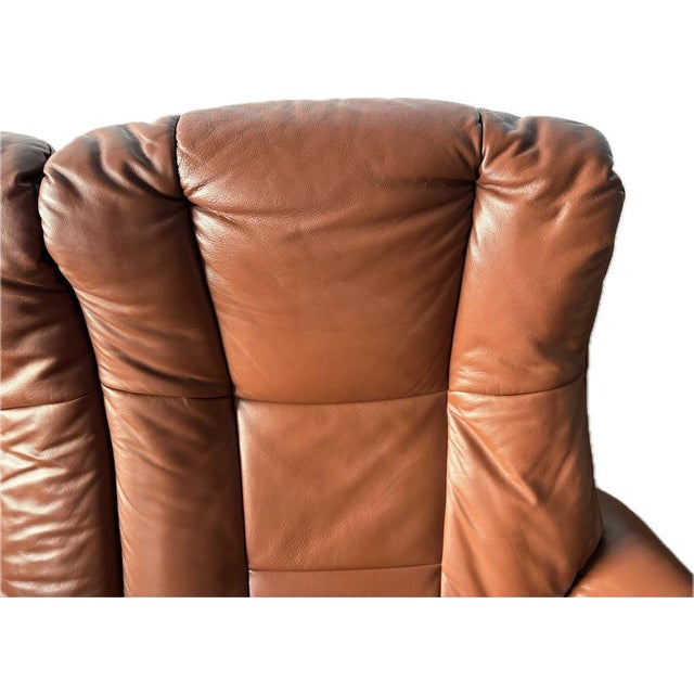 Mid-Century Modern Vintage Ekhornes Leather Stressless Reclining Loveseat For Sale - Image 3 of 15