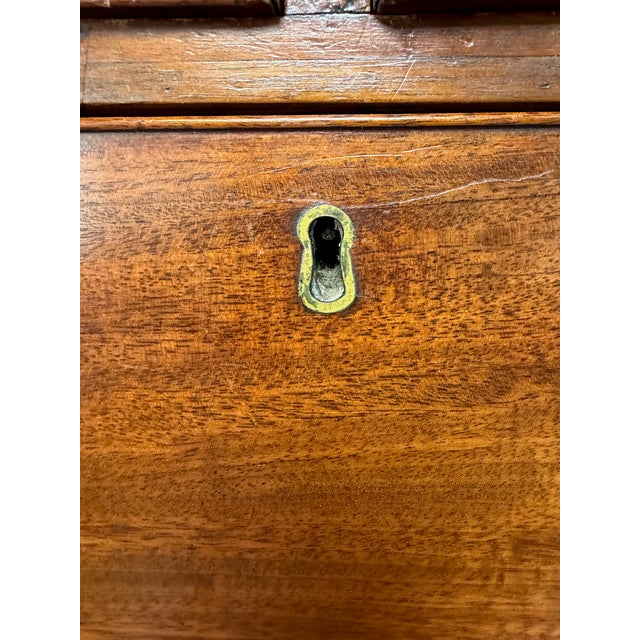 Early 19th Century Federal Period Mahogany Chest on Chest With Original Lion Head Brasses, American For Sale - Image 9 of 14
