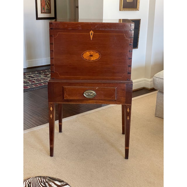 American Federalist Period Wine Cellarette For Sale - Image 9 of 9