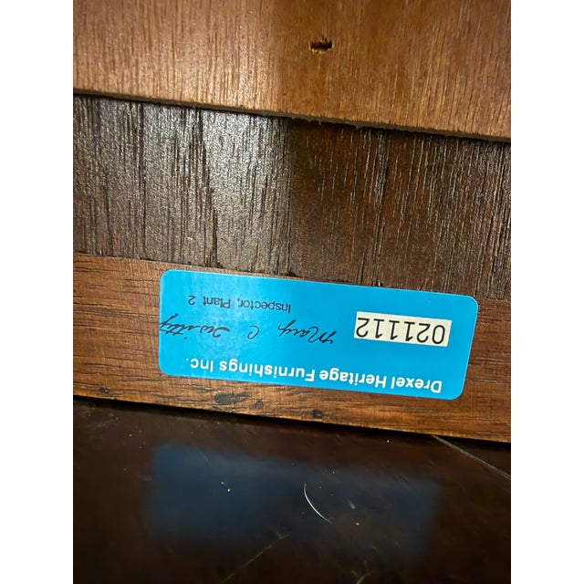 1970s Vintage Drexel Heritage 'Accolade' Campaign Commode Chest & Matching Mirror Set - 2 Pieces For Sale In Phoenix - Image 6 of 9