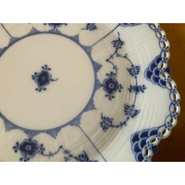 Traditional 1960s Royal Copenhagen Blue Fluted Full Lace Porcelain Plate For Sale - Image 3 of 7