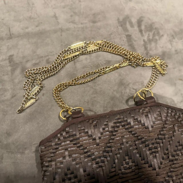 1960s Luxury Brown Woven Cotton and Brass Italian Evening Bag For Sale - Image 11 of 18