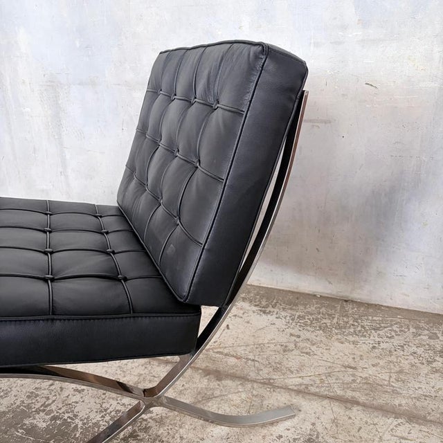 Mid-Century Black Leather & Chrome Barcelona Chair For Sale - Image 5 of 11