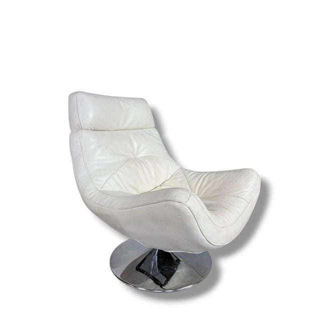 Modern Vintage Swivel Lounge Chair with Chrome Tulip Base, 1970s For Sale - Image 3 of 8