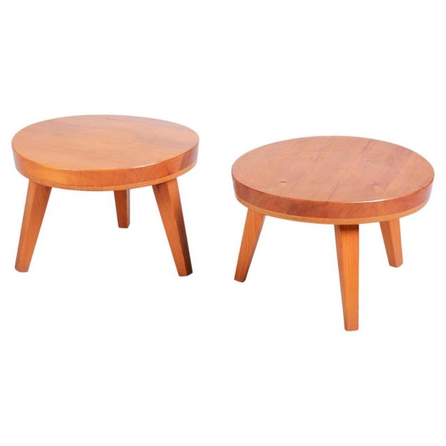 Mid-Century Small Tables in Larch Wood, Czech, 1950s, Set of 2 For Sale - Image 10 of 10