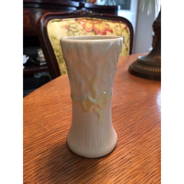 Traditional Beellek Irish Vase & Dish For Sale - Image 3 of 11