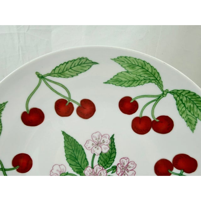 Mid-Century Modern 1970s Richard Ginori Cherry and Blossom Dinner Plates Italy - Set of 6 For Sale - Image 3 of 5