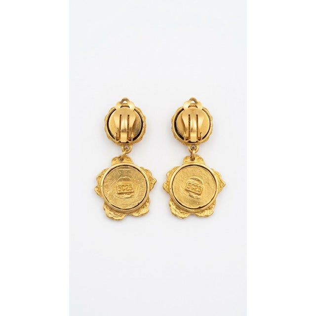 Inventory Mark:** Stamped 5C26 inside an oval cartouche on the reverse of each drop. * **Period:** 1980–1989 / 1990–1999 *...