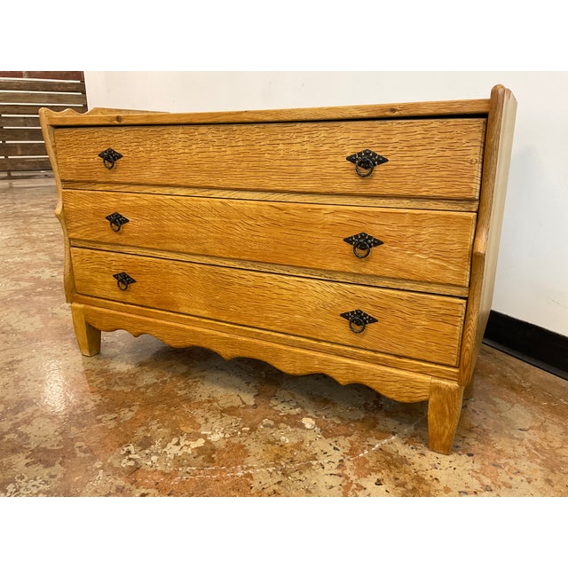 Kjaernulf Style Danish Oak Chest of Drawers, C. 1970s For Sale - Image 13 of 18