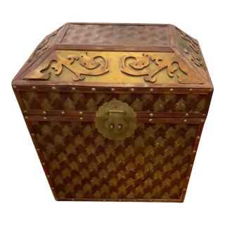 Vintage Brass and Wood Keepsake Trunk For Sale