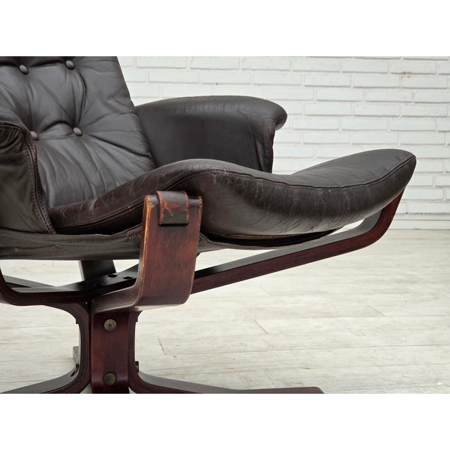 Mid-Century Modern Norwegian Falcon Lounge Chair by Sigurd Ressel for Vatne Møbler, 1970s For Sale - Image 3 of 18
