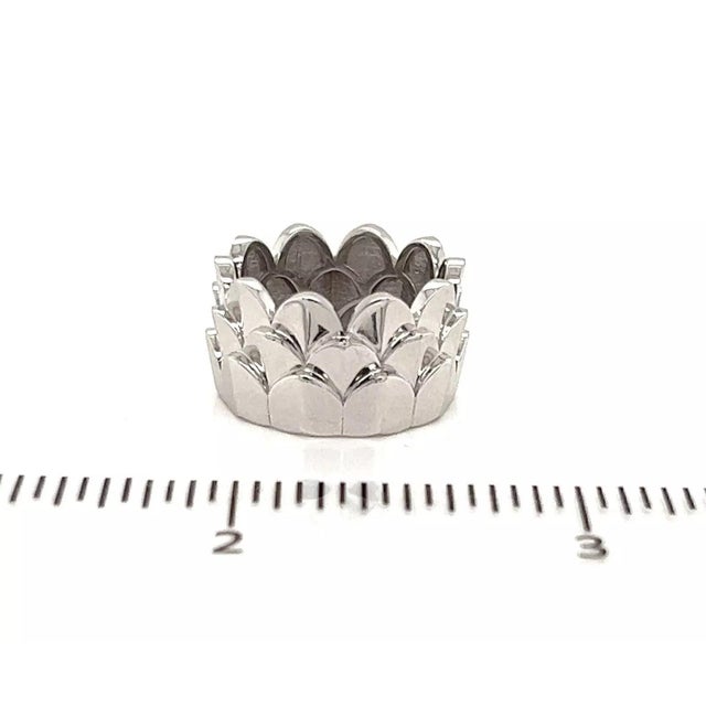 Silver Late 20th Century Fred of Paris 18k White Gold 12mm Wide 3 Tier Crown Band Ring - Size 7.25 For Sale - Image 8 of 8