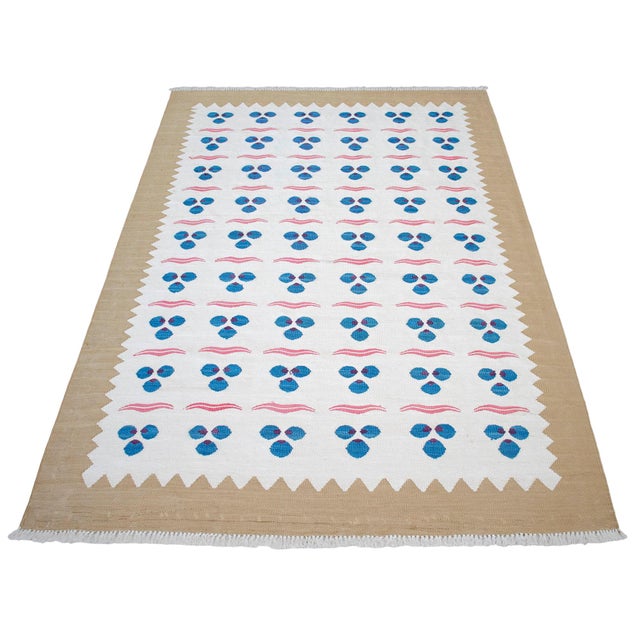 White Turkish Silk Rug Kilim Hand Woven Chintemani Motif Oushak Area Rug - 4′4″ × 6′3″ For Sale - Image 8 of 18