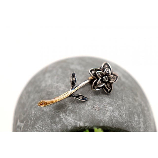Gold and Silver Flower-Shaped Brooch with Diamond Chips For Sale - Image 3 of 5