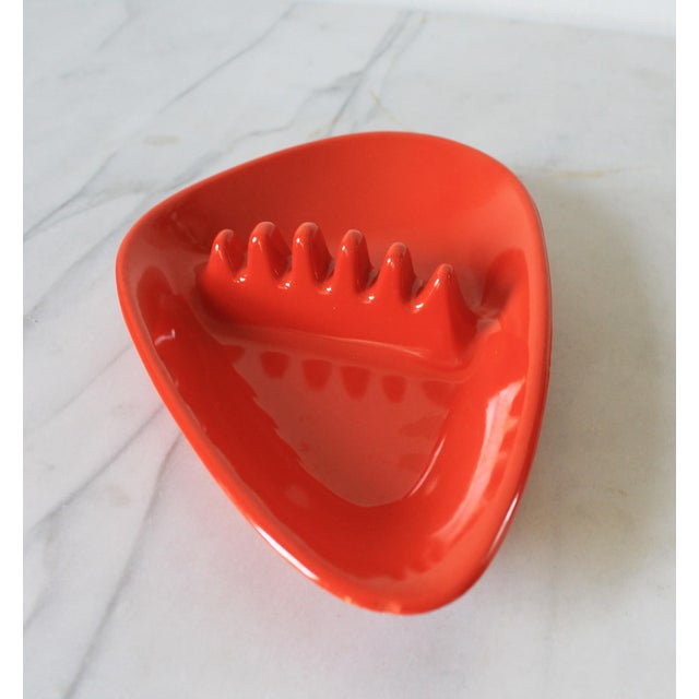 Vintage Bright Orange Melamine Boomerang Ashtray For Sale In Milwaukee - Image 6 of 8