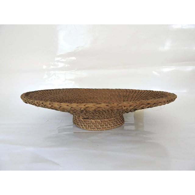 Mid 20th Century Vintage Woven Rattan Hapao Round Storage Basket or Display Tray, Benquet, the Philippines For Sale - Image 5 of 6