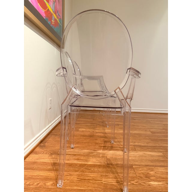 Kartell Set of 3 Authentic Philippe Starck “Victoria Ghost” Armchairs for Kartell – Clear For Sale - Image 4 of 10
