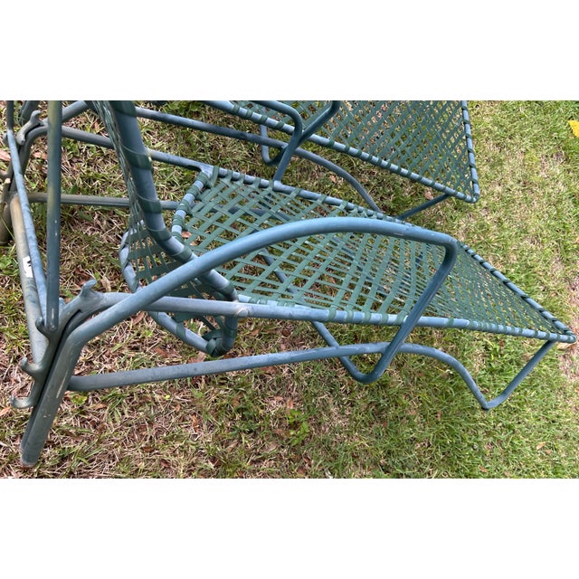 1970s Set of 2 Vintage Brown Jordan Tamiami Patio Lounge Chairs For Sale - Image 5 of 12