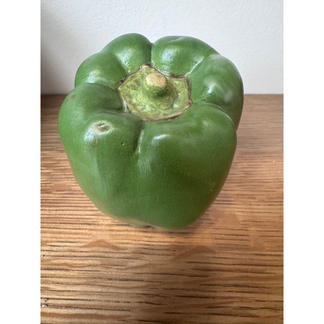 1990s 1993 Mary Kirk Kelly Signed Ceramic Green Bell Pepper Sculpture For Sale - Image 5 of 8