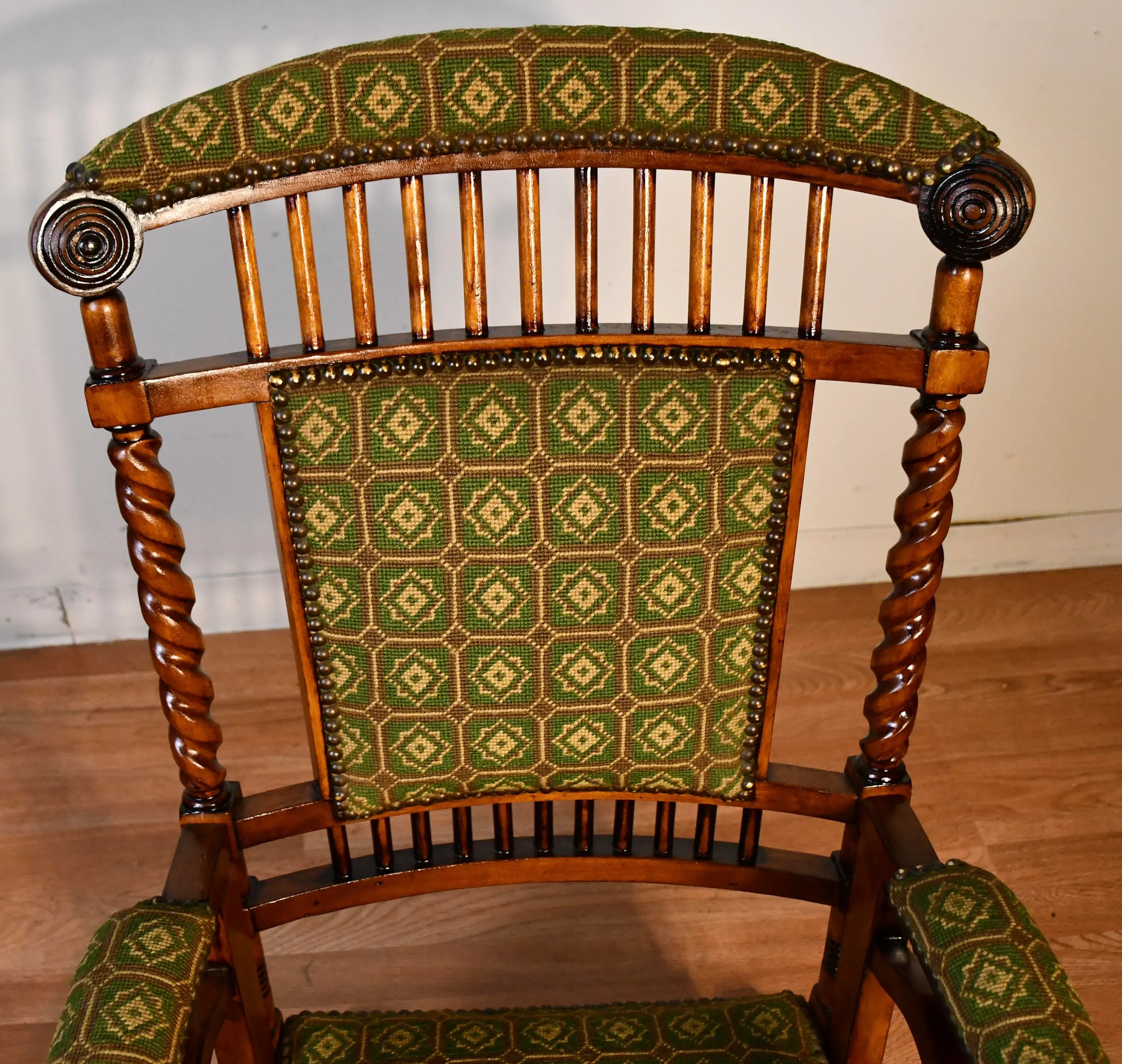 ビンテージ 30s ハーレクイン　ジェスチャー　アールデコ　アンティーク　レトロ 1870 Antique George Hunzinger Barley Twist Mahogany Needlepoint