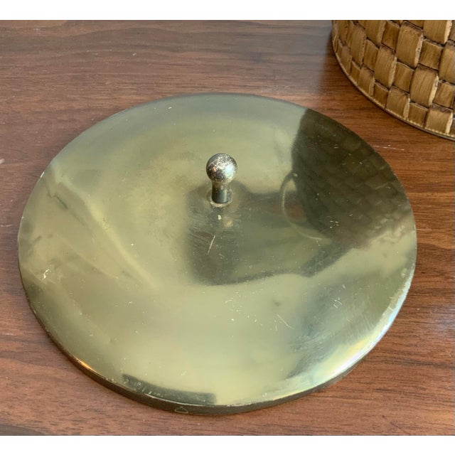 Metal Vintage Mid Century Modern Woven Ice Bucket With Glass Liner & Brass Finish Lid. For Palm Beach Regency, British Colonial & Natural Decor. Heavy Pc. For Sale - Image 7 of 11