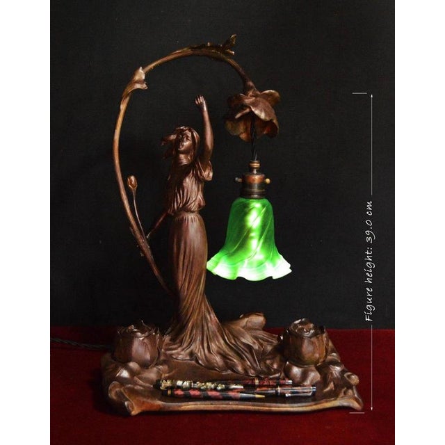 Art Nouveau French Figural Bronze Desk Lamp & Inkstand from Louis Cahuzac, 1920 For Sale - Image 3 of 18