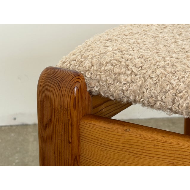 Danish Modern Brutalist Dining Chairs in Pine and Curly Bouclé, 1970s, Set of 6 For Sale - Image 12 of 14