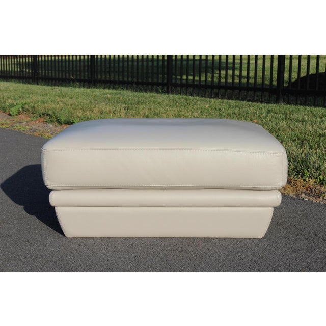 Natuzzi Light Gray Leather Ottoman For Sale - Image 15 of 15