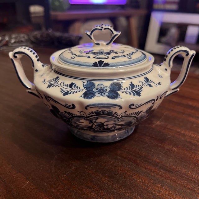 1970s Vintage Hand Painted Delft Blue Large Covered Sugar Bowl, Signed For Sale - Image 5 of 12